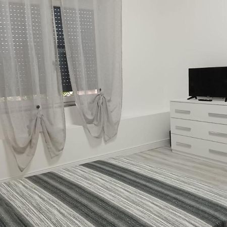La Laguna Rooms SantʼAntìoco Екстериор снимка