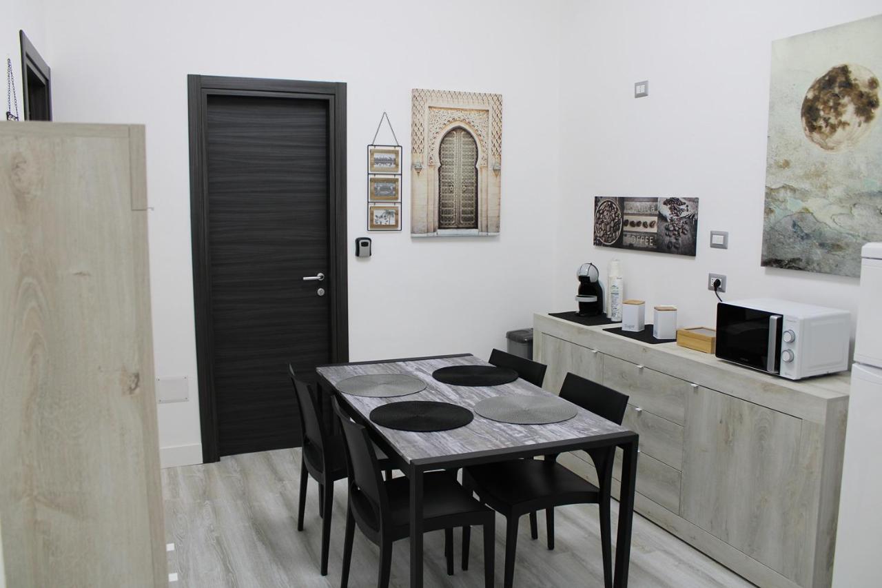 La Laguna Rooms SantʼAntìoco Екстериор снимка